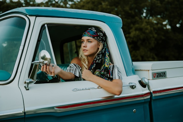 Woman recovering from an auto accident injury with chiropractic care in Tega Cay