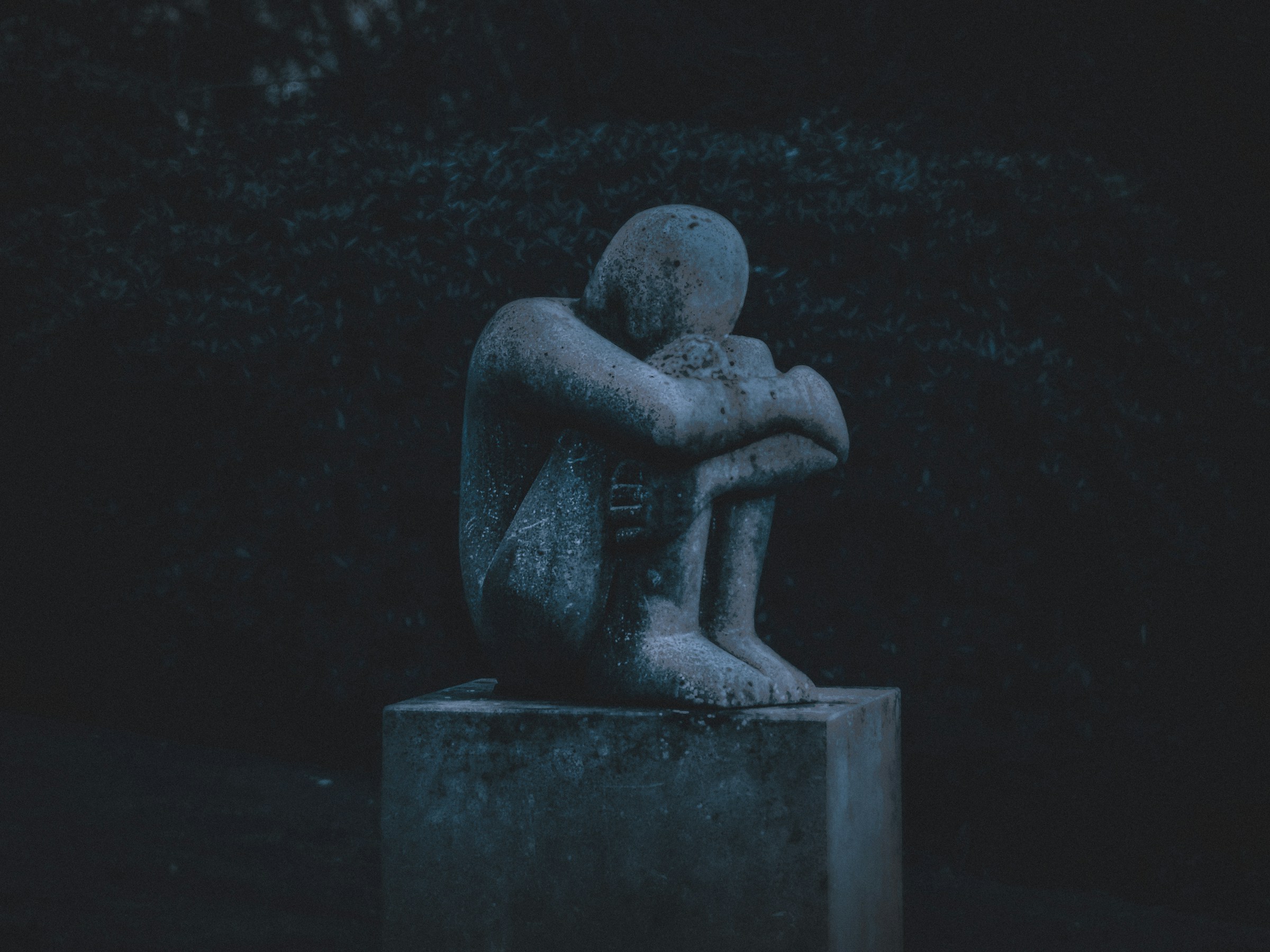 Statue depicting depression and chronic pain